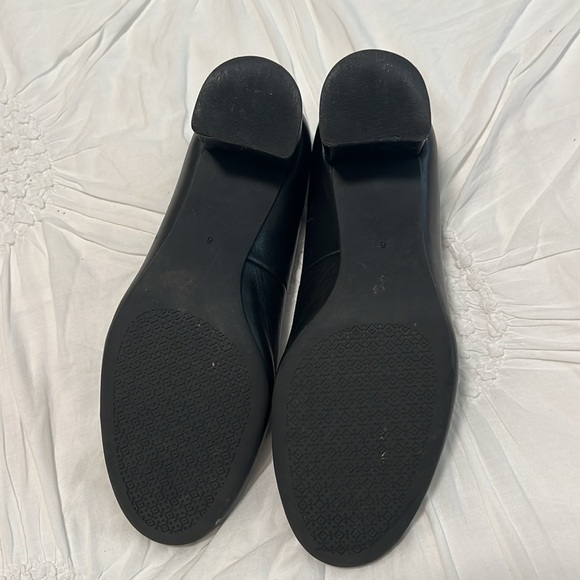 Tory Burch Pumps - Picture 3 of 5